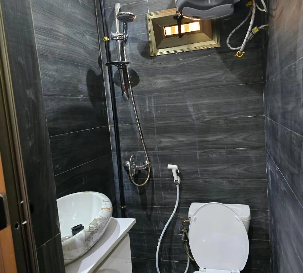 Tres Beau Studio Dakar 0*,